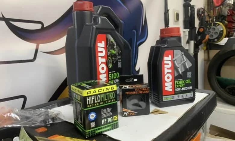 Motul 5100 vs 7100: Czy warto dopłacić do syntetyka?