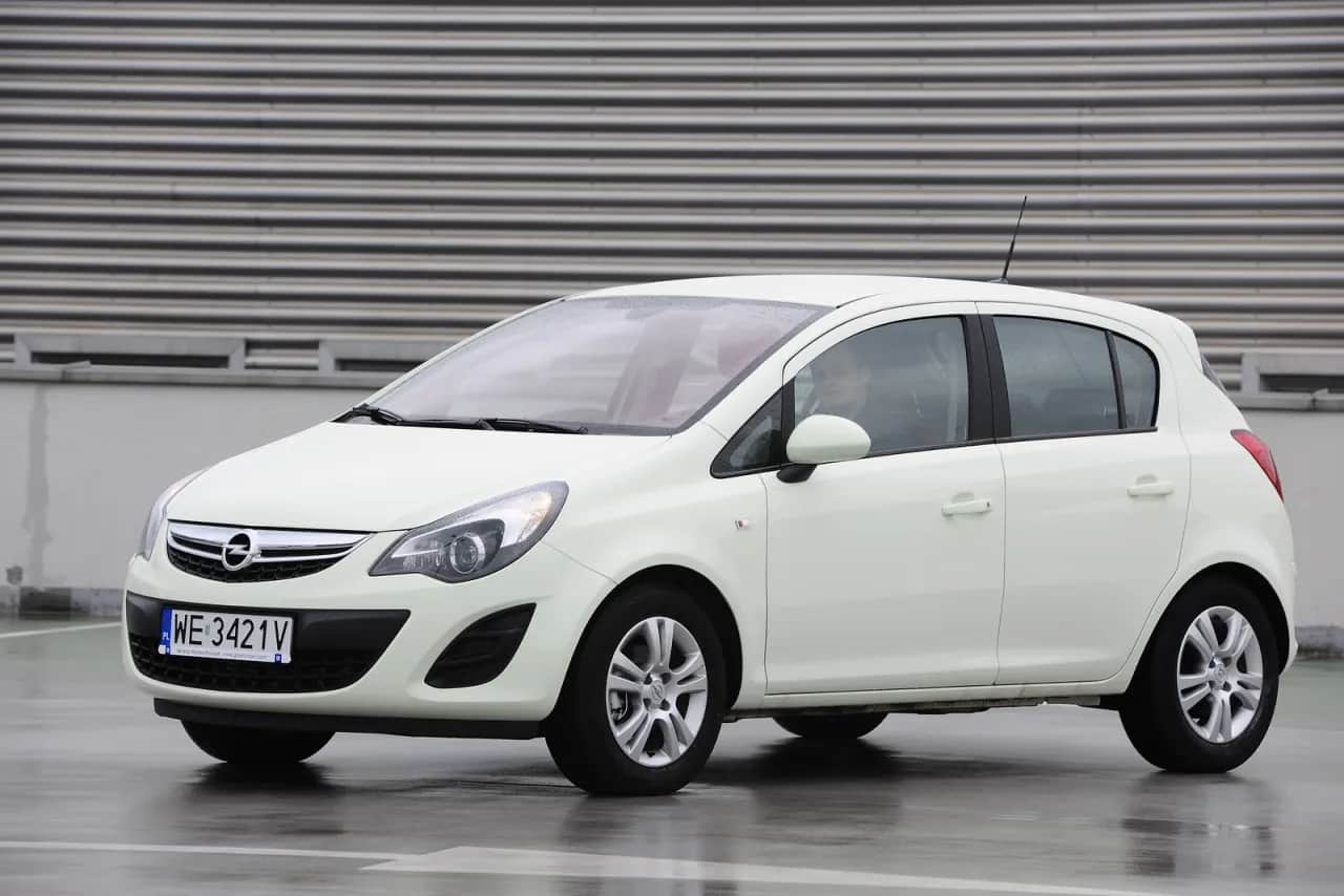 Corsa D pojemność baku: 45L dla każdego? Rezerwa, zasięg!