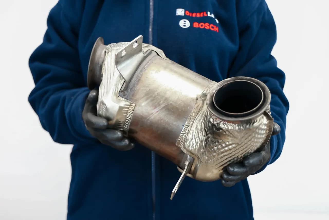 Jazda z zapchanym DPF? Poznaj ryzyka i uniknij kosztów!